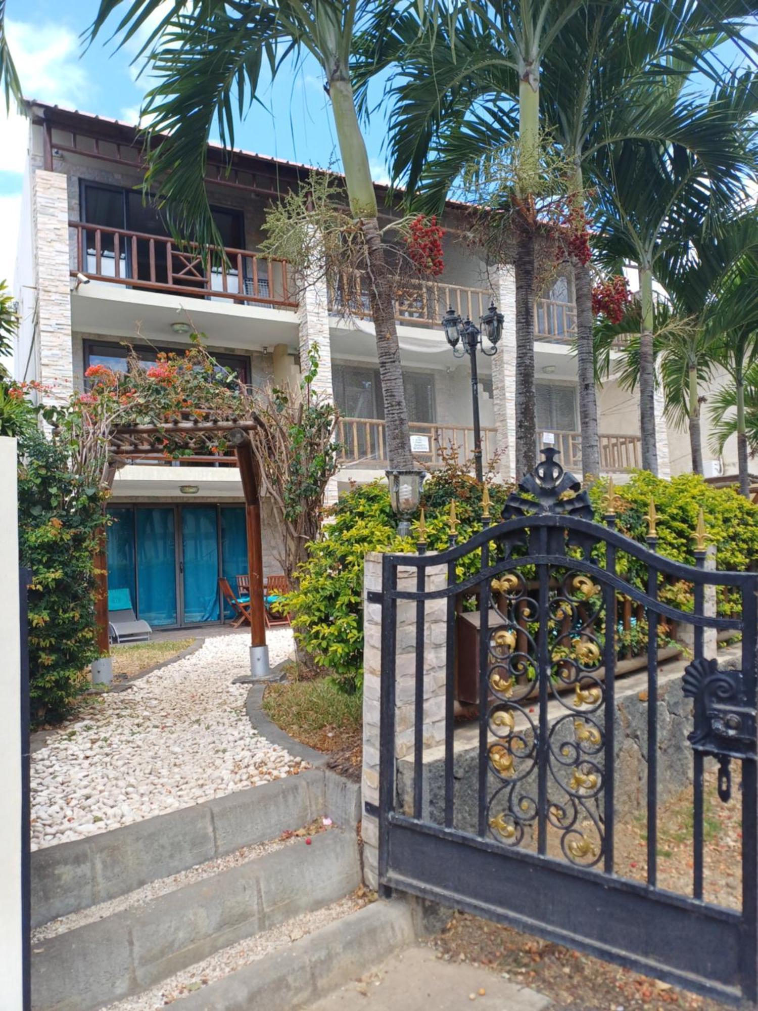 Kaeya Apartment Flic en Flac Bagian luar foto